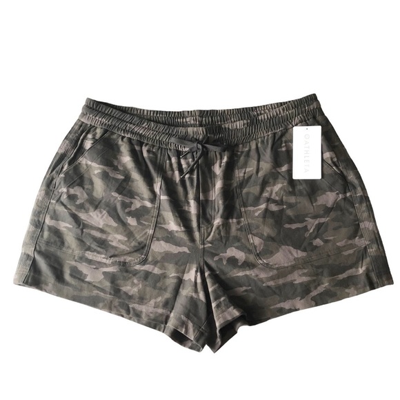 Athleta NWT Women’s FARALLON Green Camo Active Shorts Size 22 - Picture 10 of 13